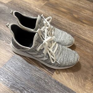 Women’s 9 adidas Cloudfoam Gray and White Athletic Shoes
